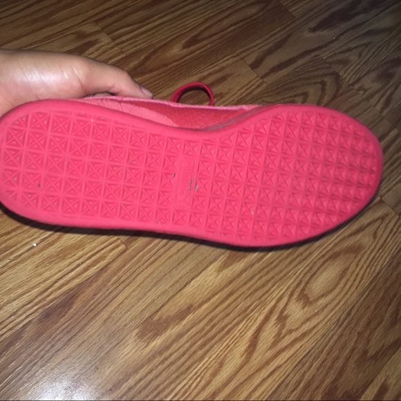 Red suede pumas - Picture 4 of 6